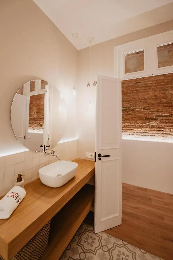 Bed and Breakfast Petit Luxe Volta Terrassa España